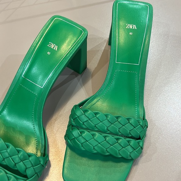 Green braided woven heels - Picture 2 of 4